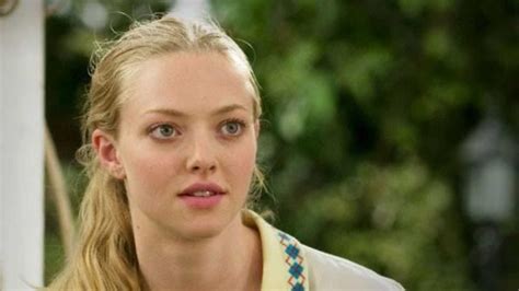 Amanda Seyfried Recalls Having to Do Nude Scenes in These。